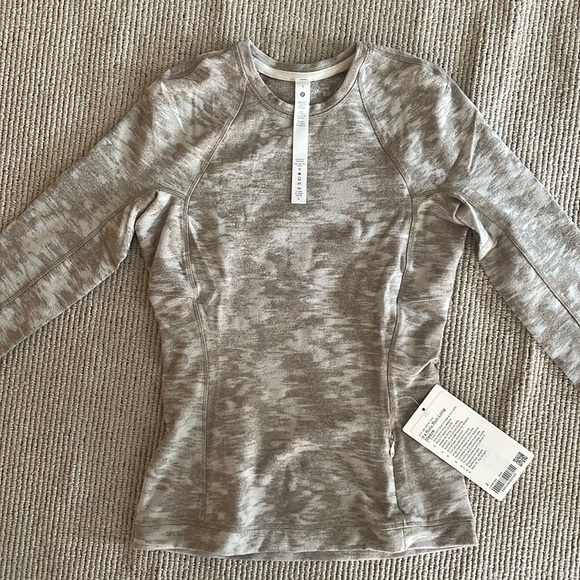 ✨ BRAND NEW ✨ Lululemon It’s Rulu Run Long Sleeve Shirt - Picture 4 of 6